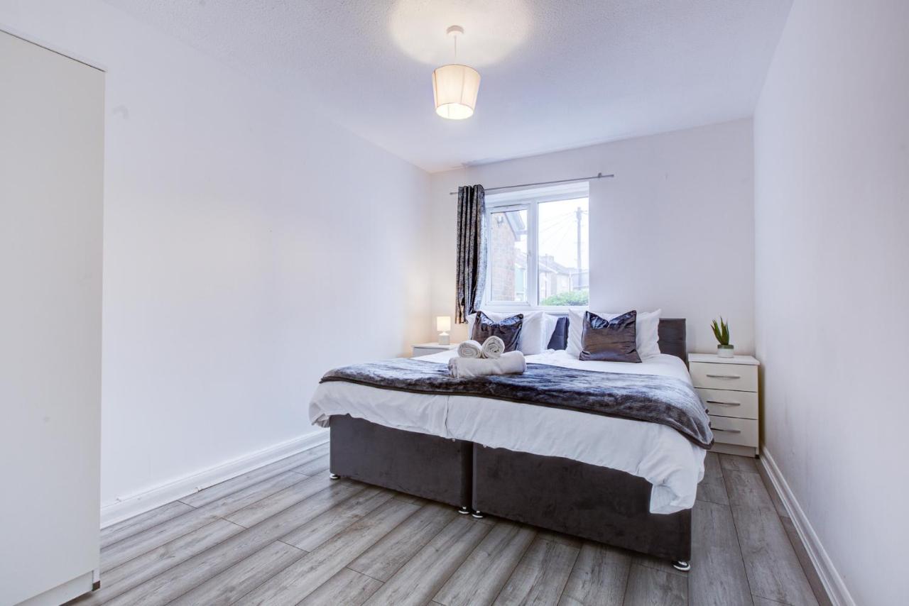 Spacious Urban In