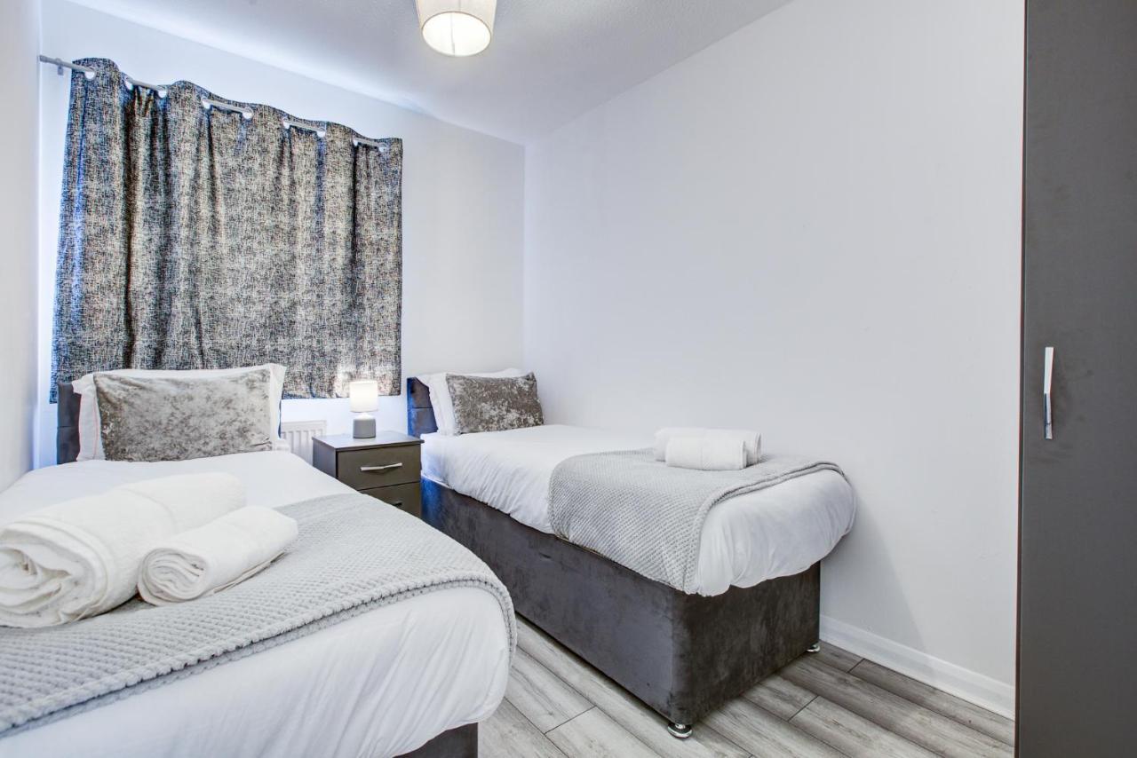Apartment Spacious Urban In
